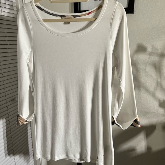 BURBERRY BRIT PRE-LOVED AUTHENTIC WHITE SIGNATURE DESIGN SCOOP NECK TOP - Picture 1 of 17